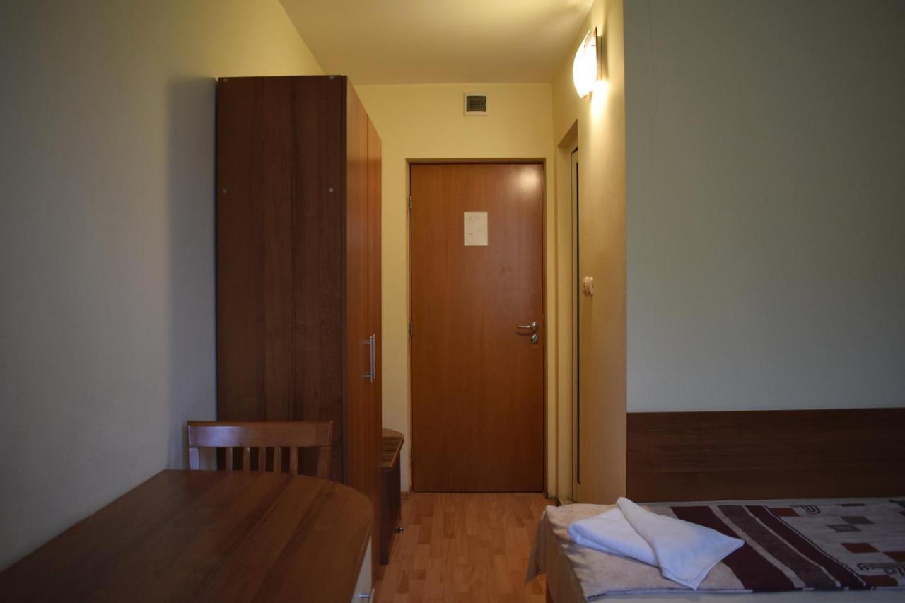 Hotel Jeravna بانكيا المظهر الخارجي الصورة