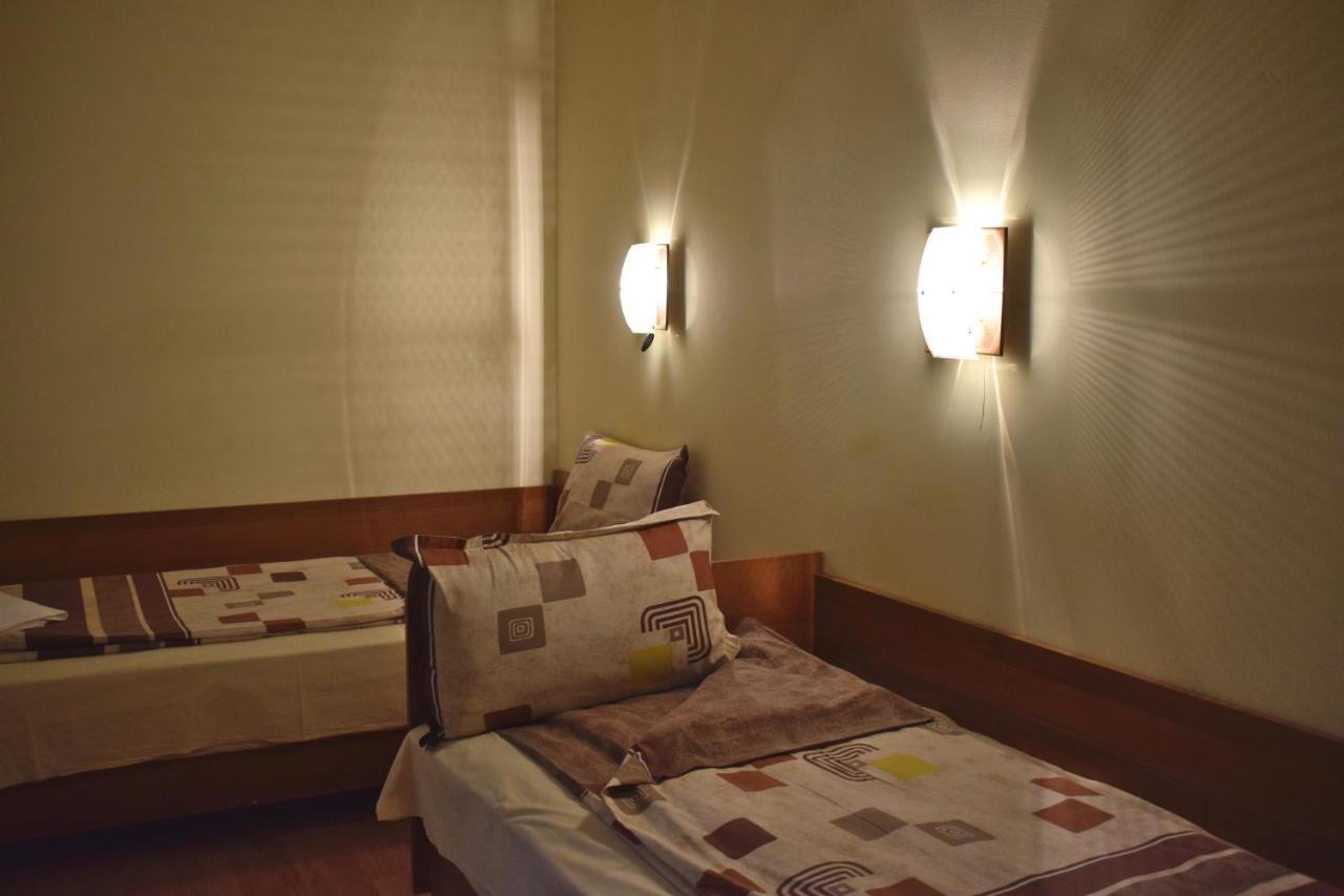 Hotel Jeravna بانكيا المظهر الخارجي الصورة